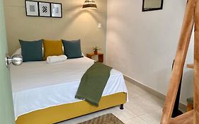 Luum Casa Hotel Manila